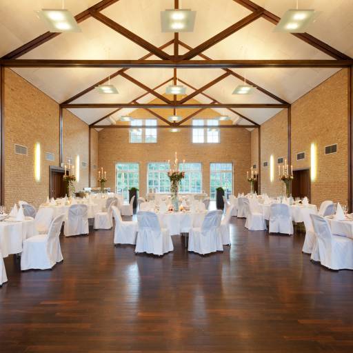 Festsaal für Hochzeiten im Gutshof Itterbach